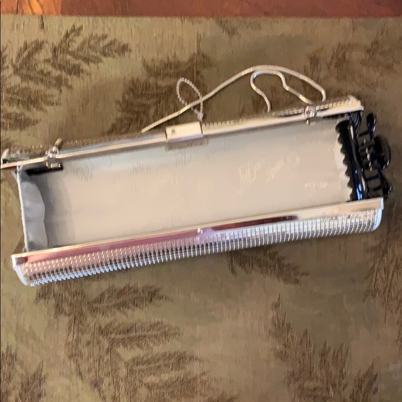 Whiting & Davis Clutch ✴️ - Picture 6 of 7